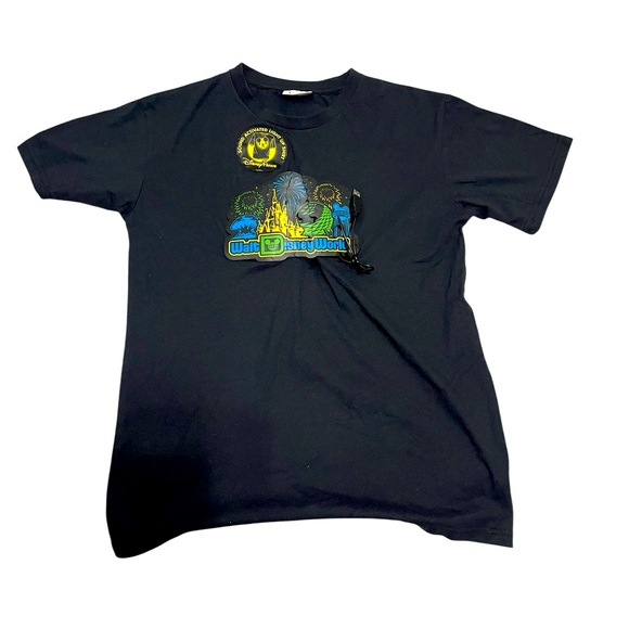 Disney Other - 🌼❤️NWOT Disney World Graphic T-Shirt